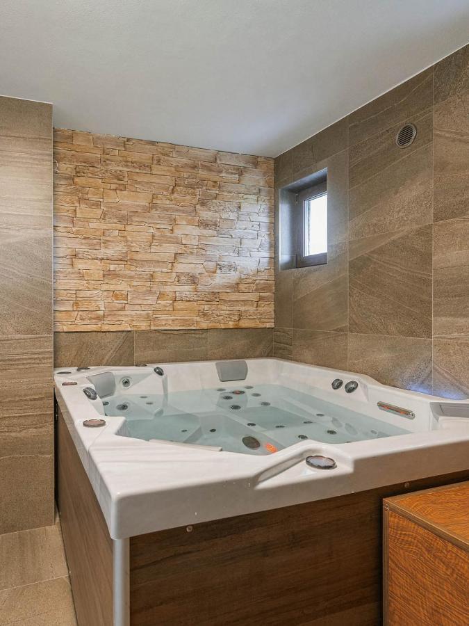 Penzion Dvojka Velké Bílovice Exteriör bild